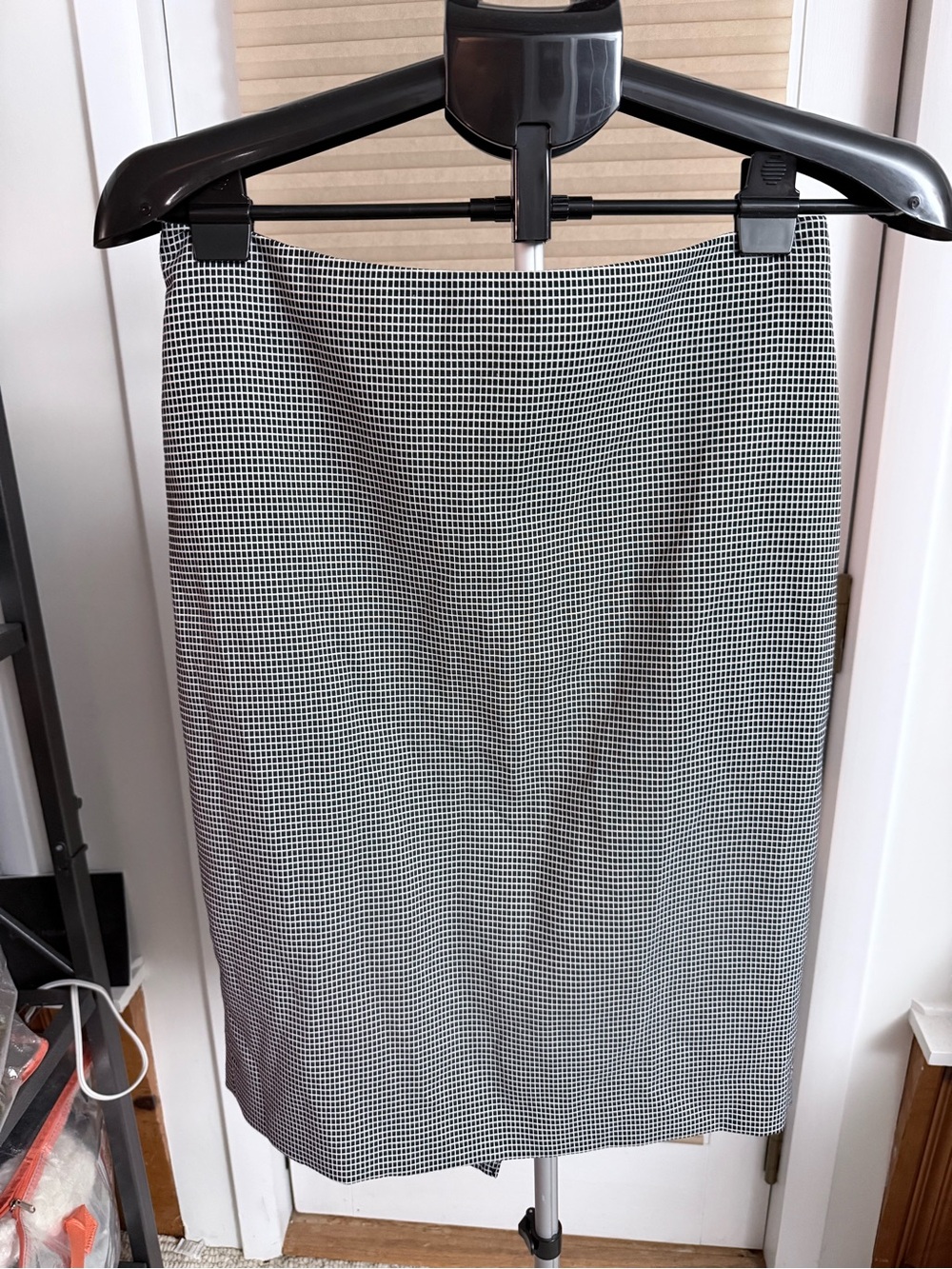Mod minimalist Chic The Limited Checkered Pencil Skirt in Black & White Size 6
